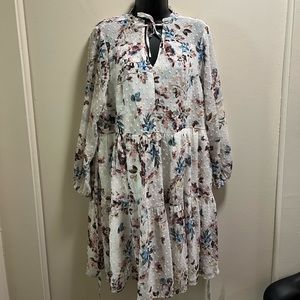 Torrid White Floral Dress Size 00
